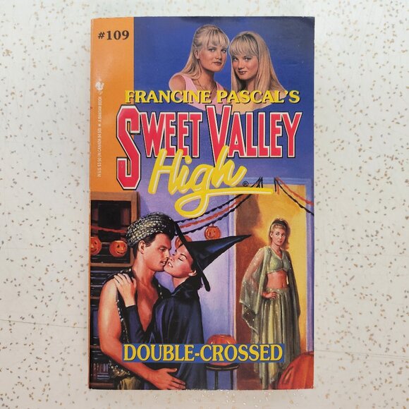Sweet Valley High #109 Double Crossed - Picture 1 of 5